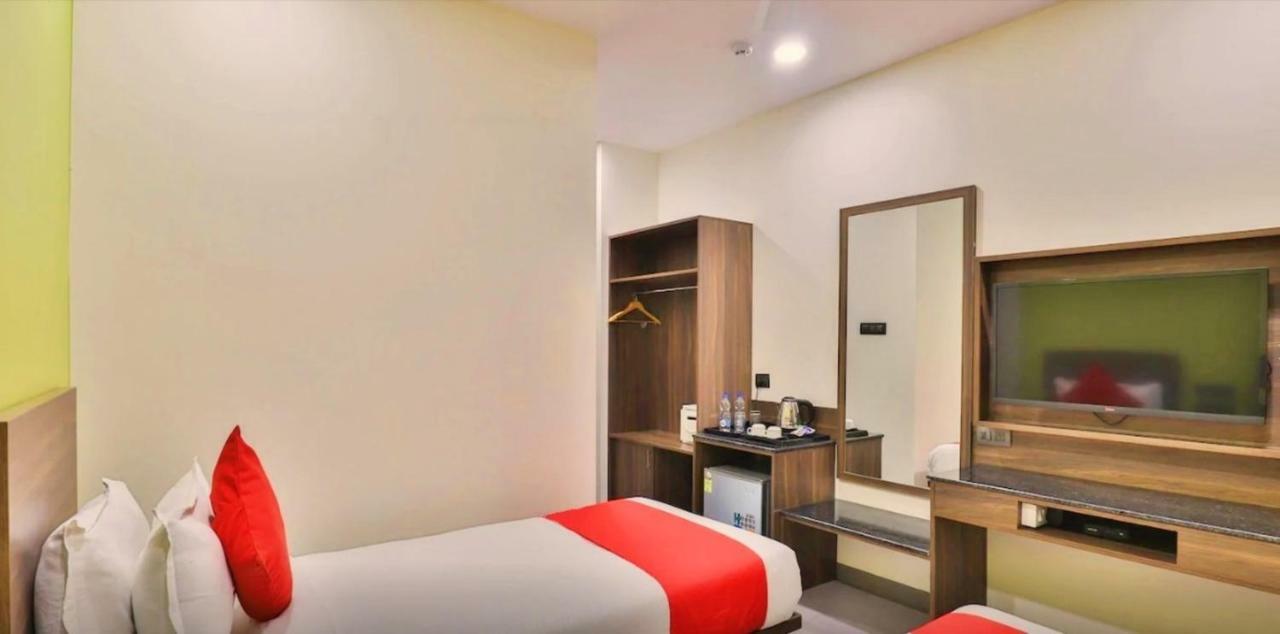 Genx Surat By 1589 Hotels Palsana  Extérieur photo
