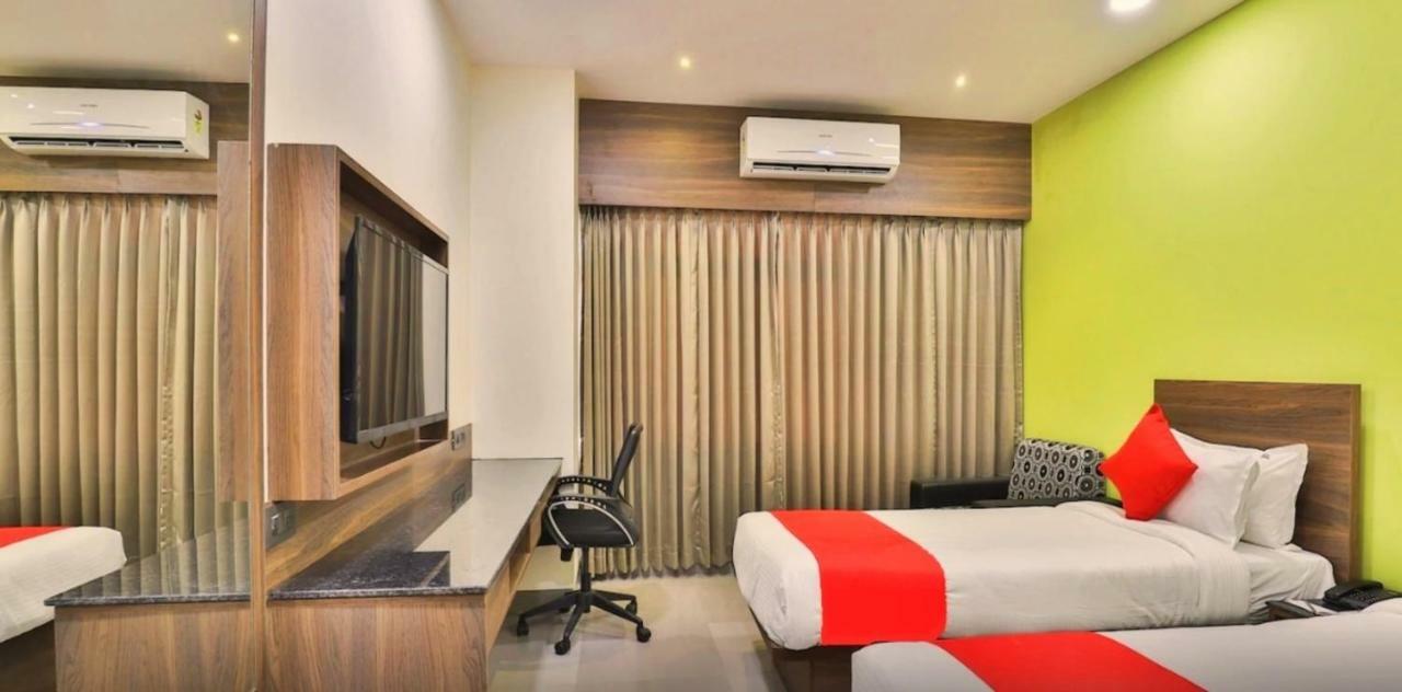 Genx Surat By 1589 Hotels Palsana  Extérieur photo