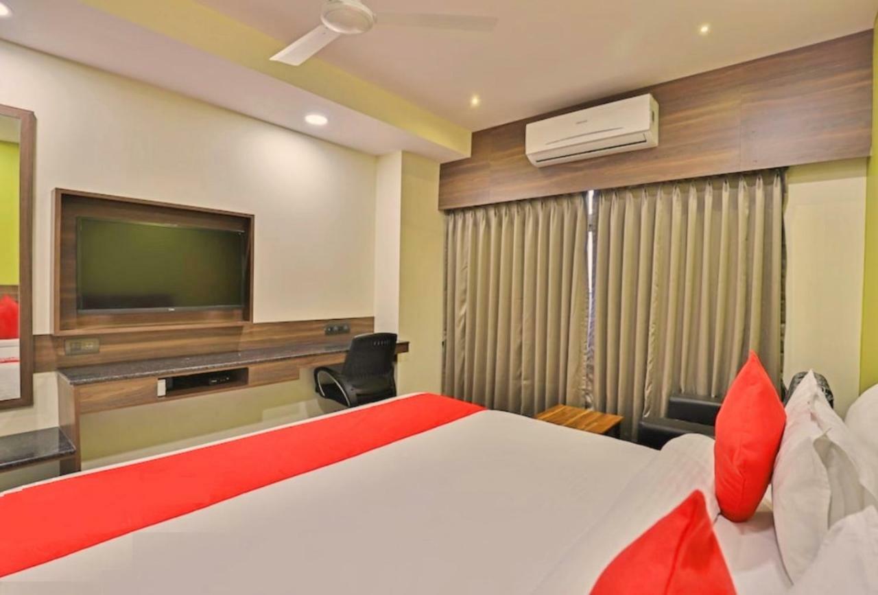 Genx Surat By 1589 Hotels Palsana  Extérieur photo